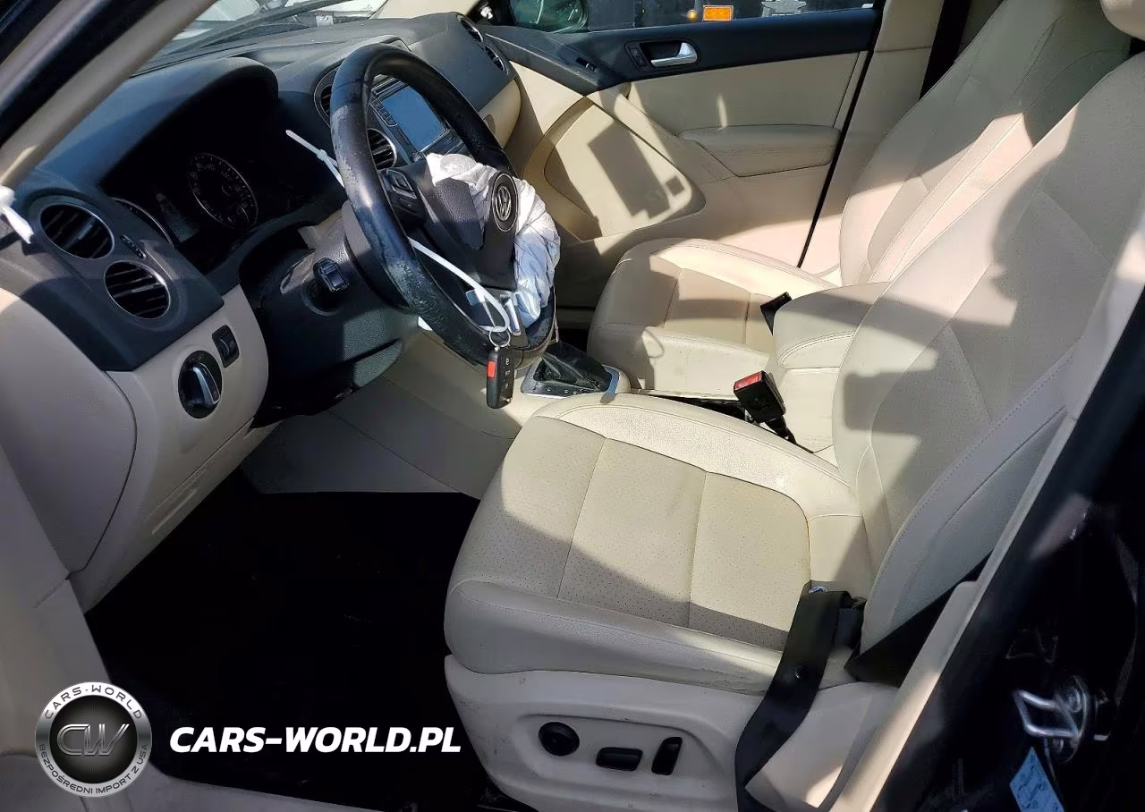 2016 Volkswagen Tiguan S VIN:WVGBV7AX2GW528687 - 7