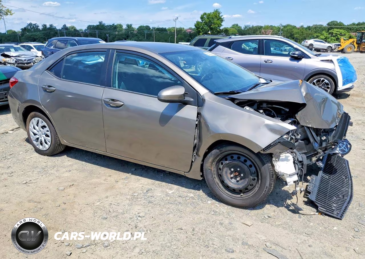 2019 Toyota Corolla Le VIN:2T1BURHE8KC239290 - 4