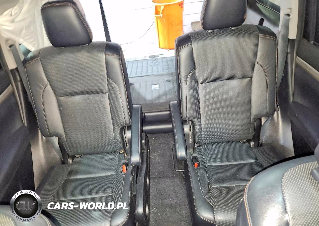 2019 Toyota Highlander Limited Platinum VIN:5TDDZRFH4KS941475 - 10