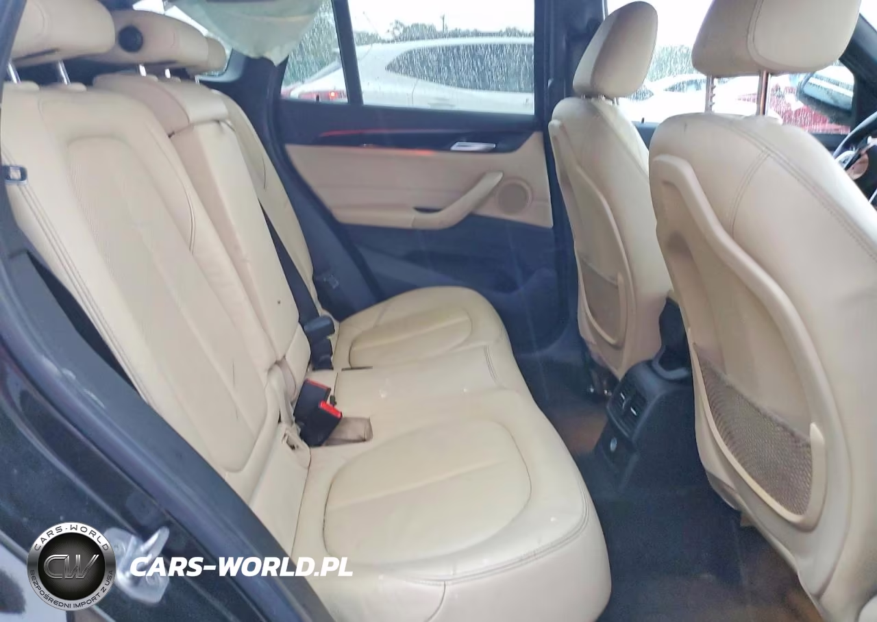 2017 BMW X1 xDrive28I VIN:WBXHT3C38H5F78465 - 11