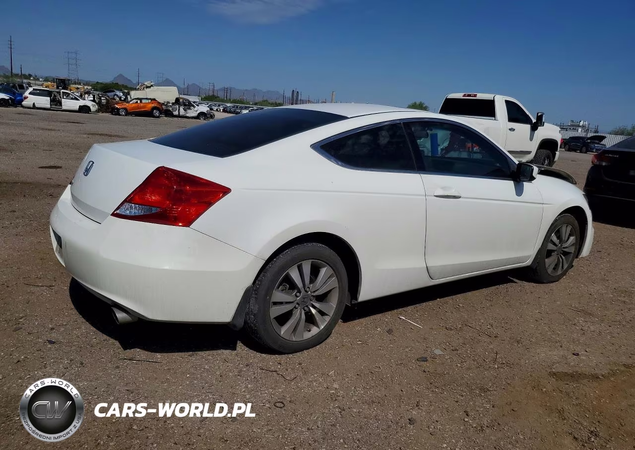 2011 Honda Accord Ex VIN:1HGCS1B74BA011217 - 3