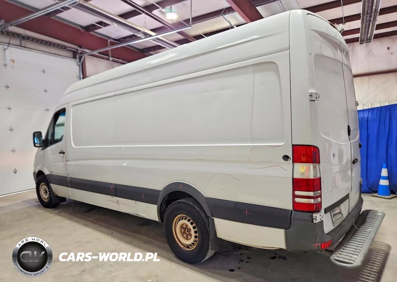 2015 Mercedes-Benz Sprinter 2500 Delivery Van VIN:WD3PE8DB0FP136438 - 2