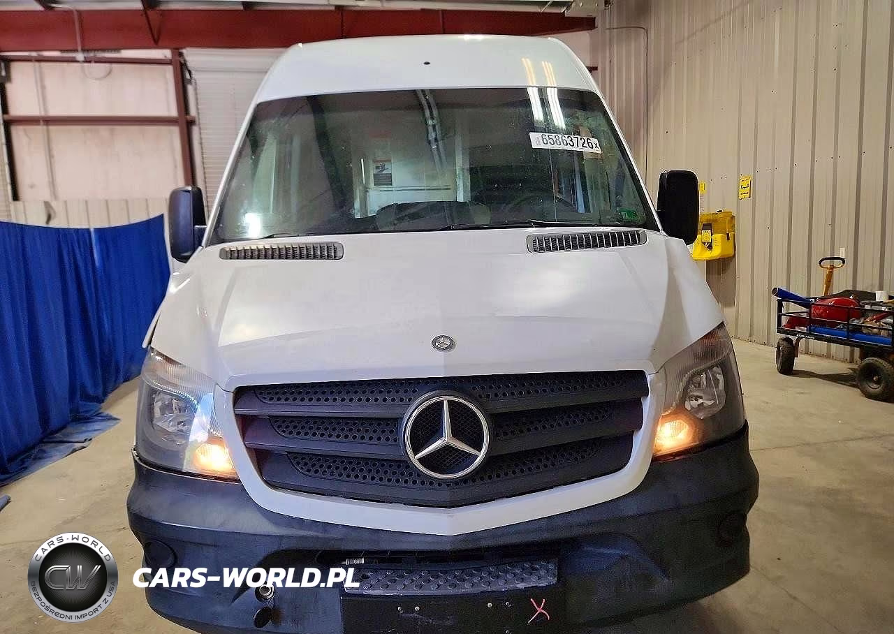 2015 Mercedes-Benz Sprinter 2500 Delivery Van VIN:WD3PE8DB0FP136438 - 5