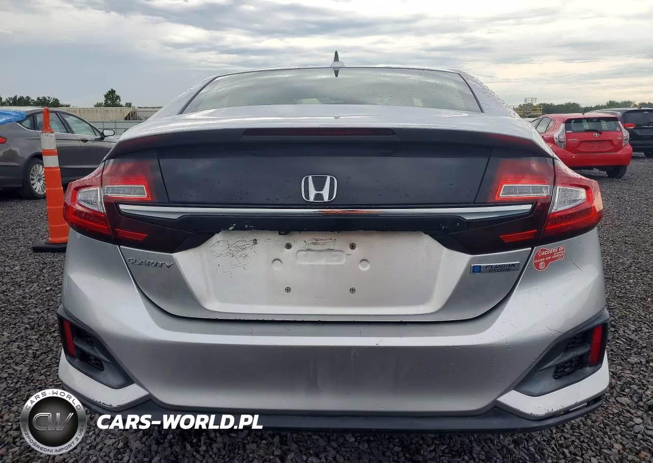 2018 Honda Clarity VIN:JHMZC5F14JC000528 - 6