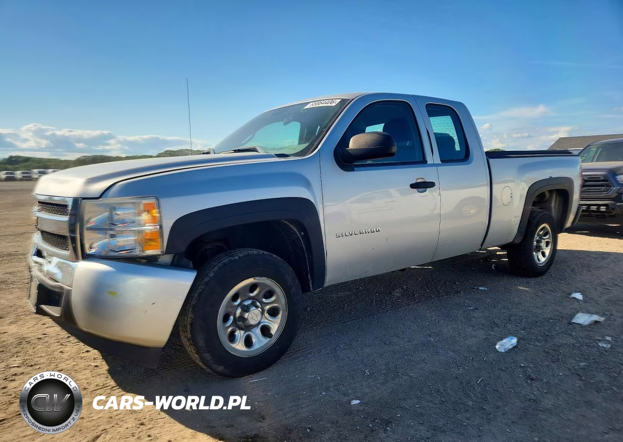 2010 Chev 1500 Silve