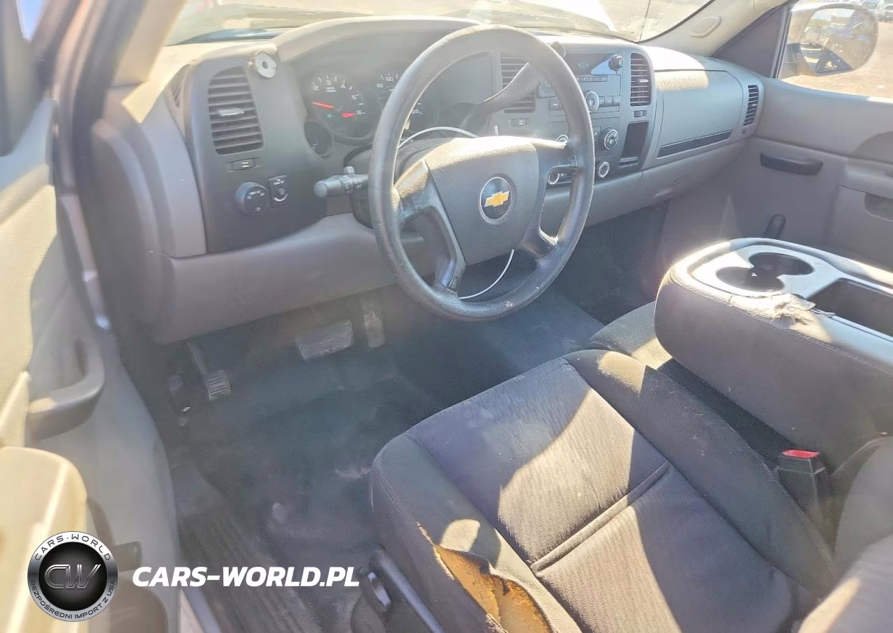 2010 Chev 1500 Silve VIN:1GCSCPEXXAZ281994 - 8