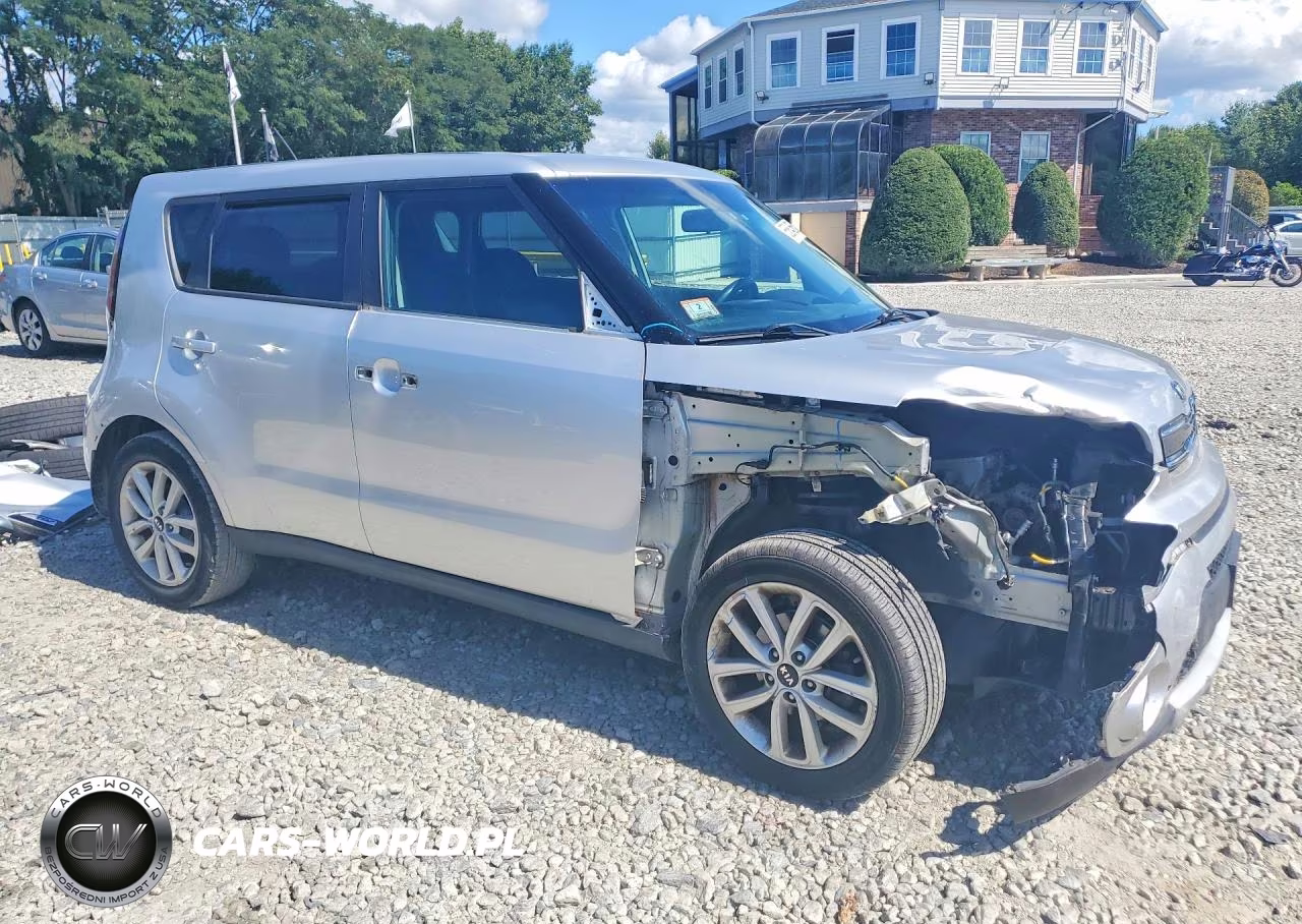 2019 Kia Soul + VIN:KNDJP3A55K7632286 - 4