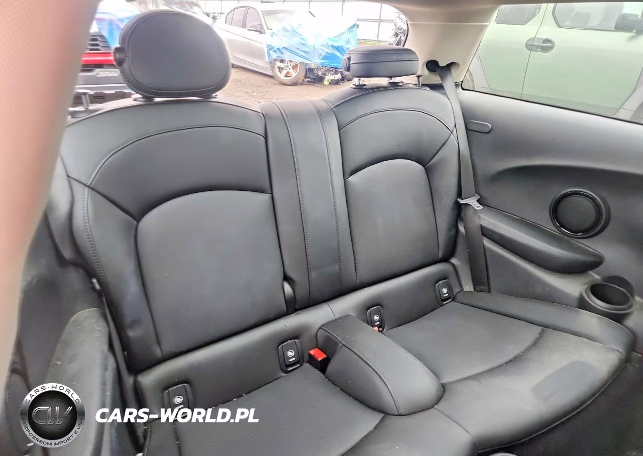 2019 Mini Cooper S VIN:WMWXP7C53K2H60828 - 10