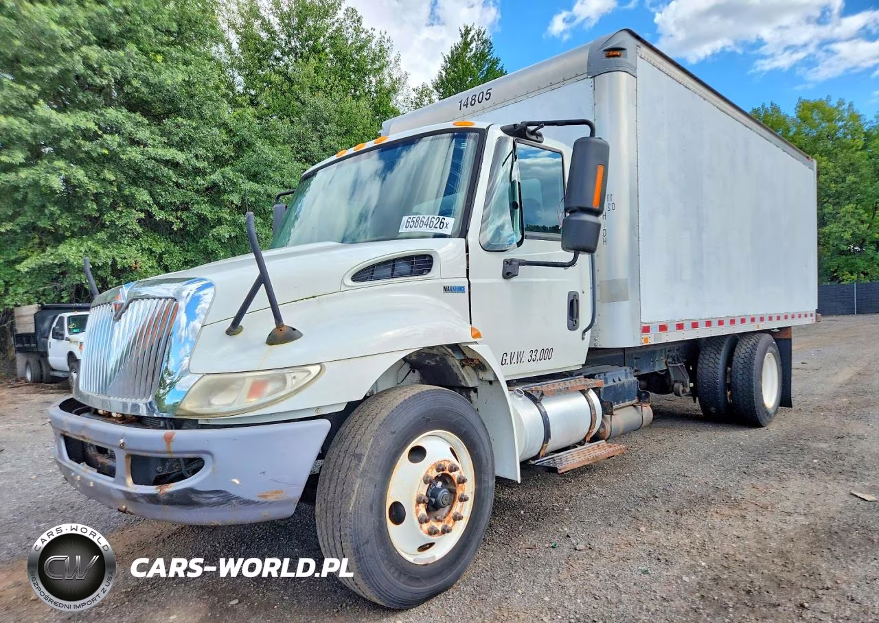 2014 International 4300 Box Truck – zdjęcie 1 z 13