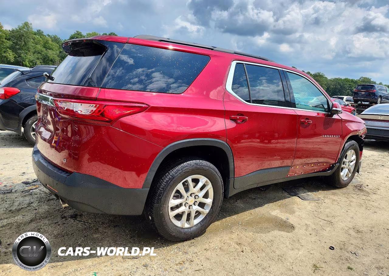 2020 Chevrolet Traverse Lt VIN:1GNEVGKW1LJ215748 - 3