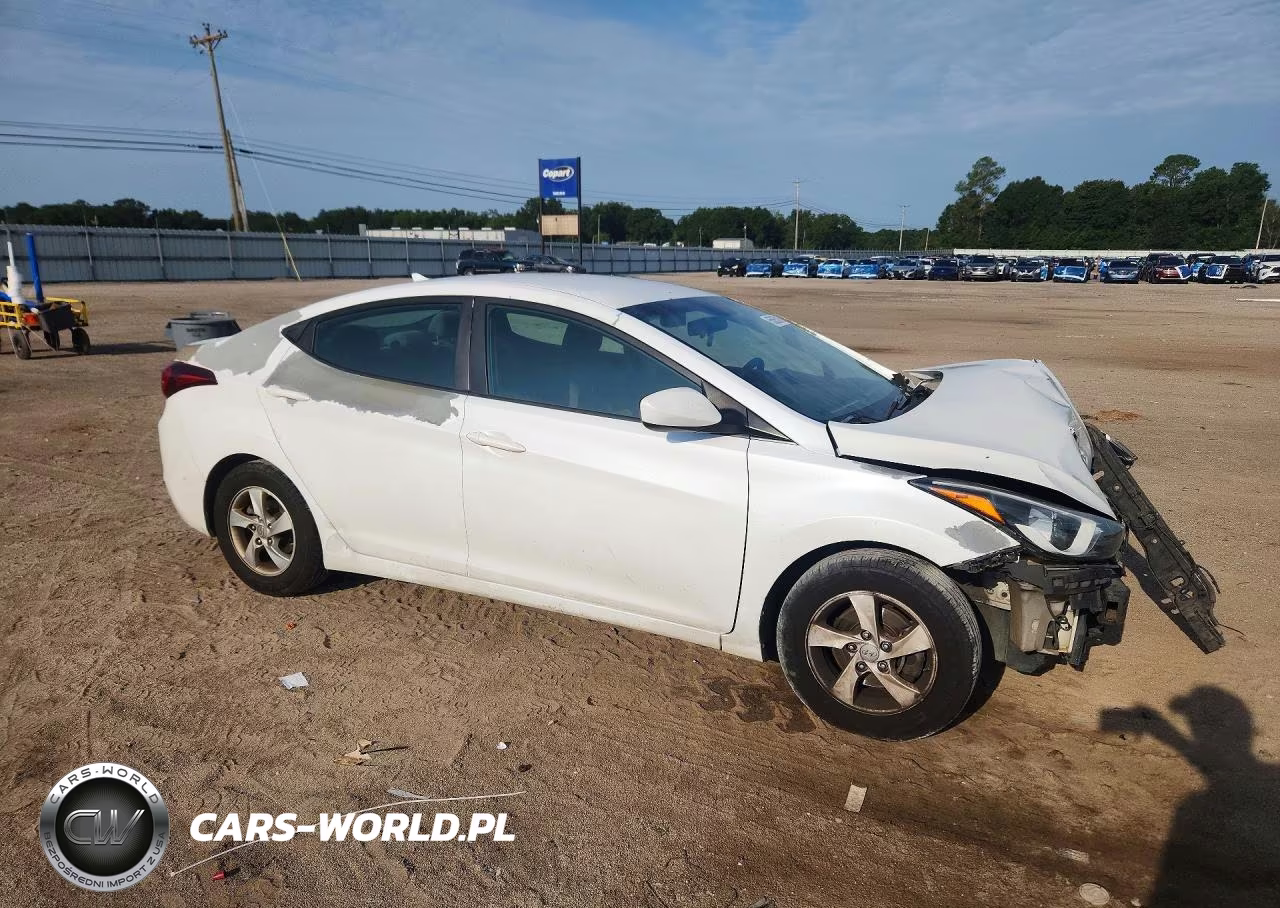 2015 Hyundai Elantra Se VIN:5NPDH4AE0FH636070 - 4