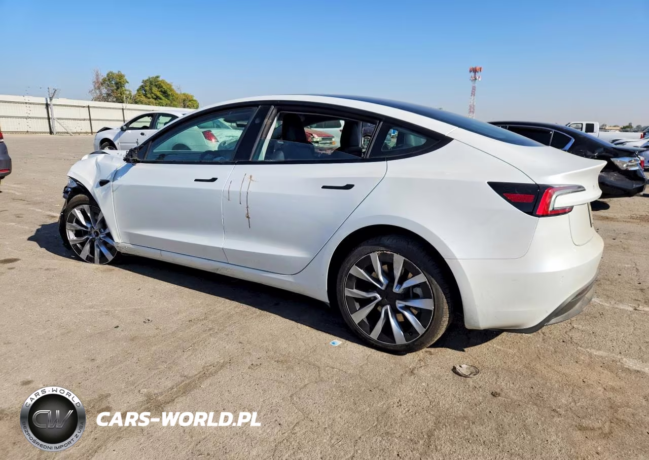 2025 Tesla Model 3 VIN:5YJ3E1EAXSF078800 - 2