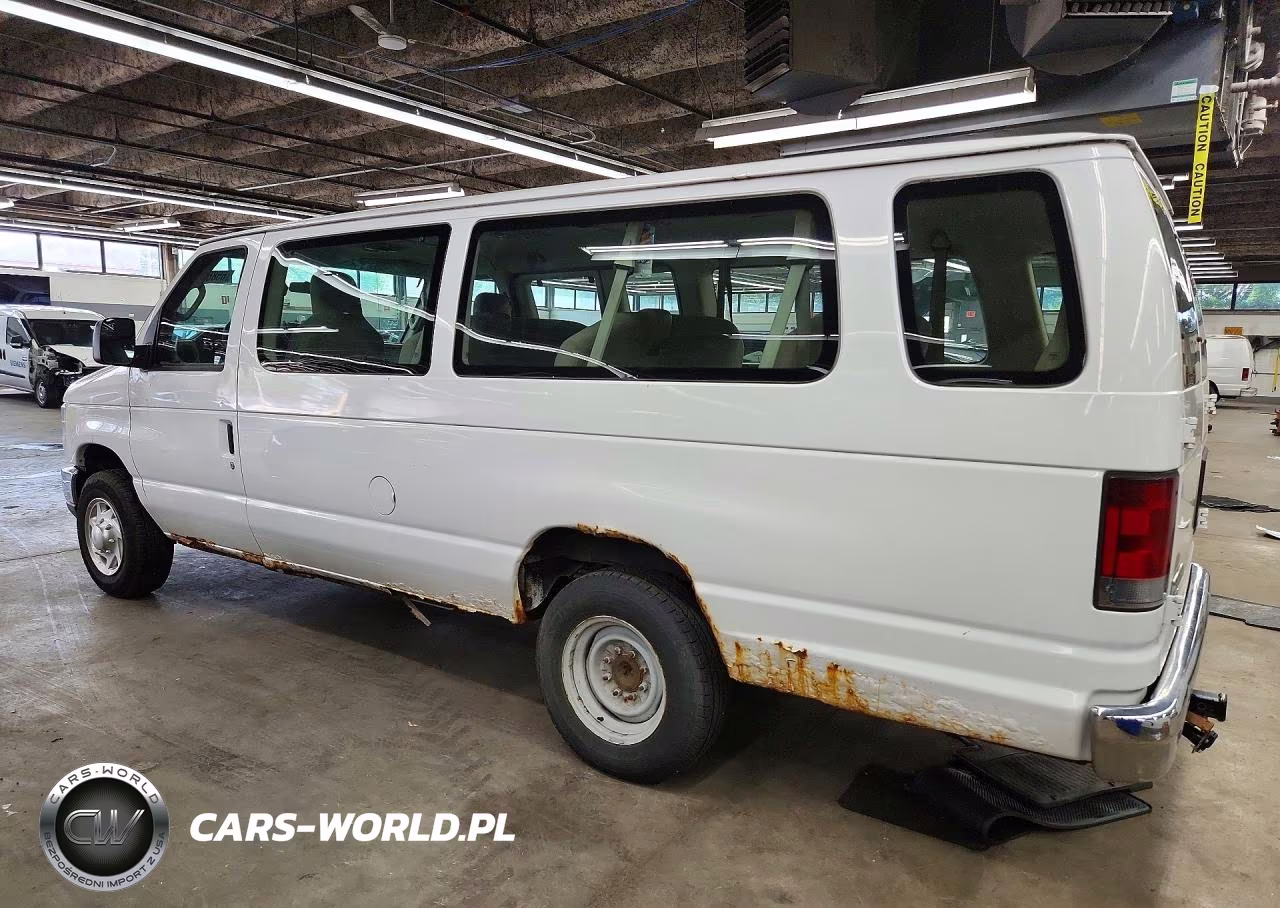 2011 Ford Econoline E350 Super Duty Wagon VIN:1FBSS3BL4BDA69558 - 2