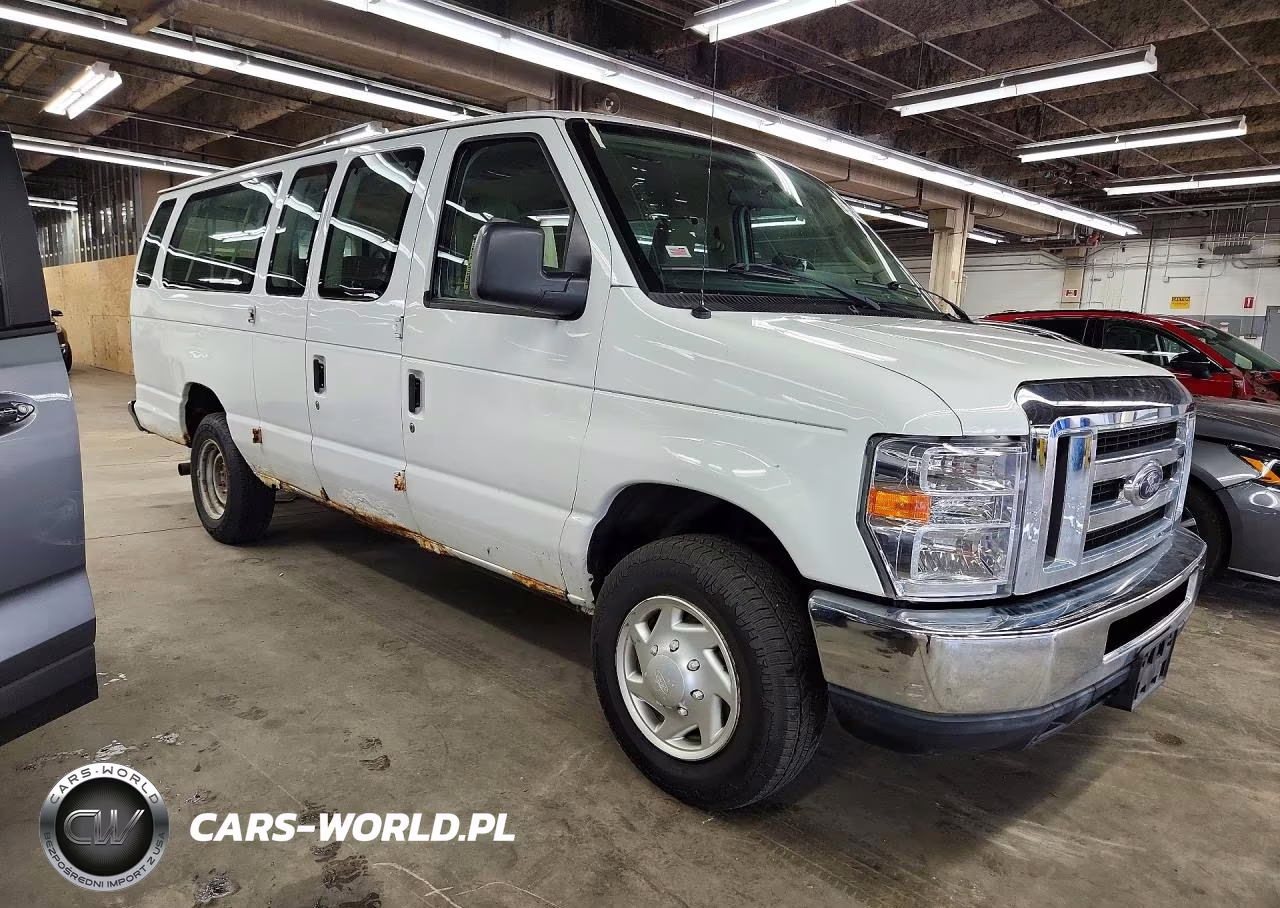 2011 Ford Econoline E350 Super Duty Wagon VIN:1FBSS3BL4BDA69558 - 4