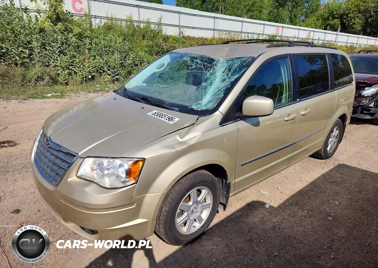 2010 Chrysler Town & Country Touring