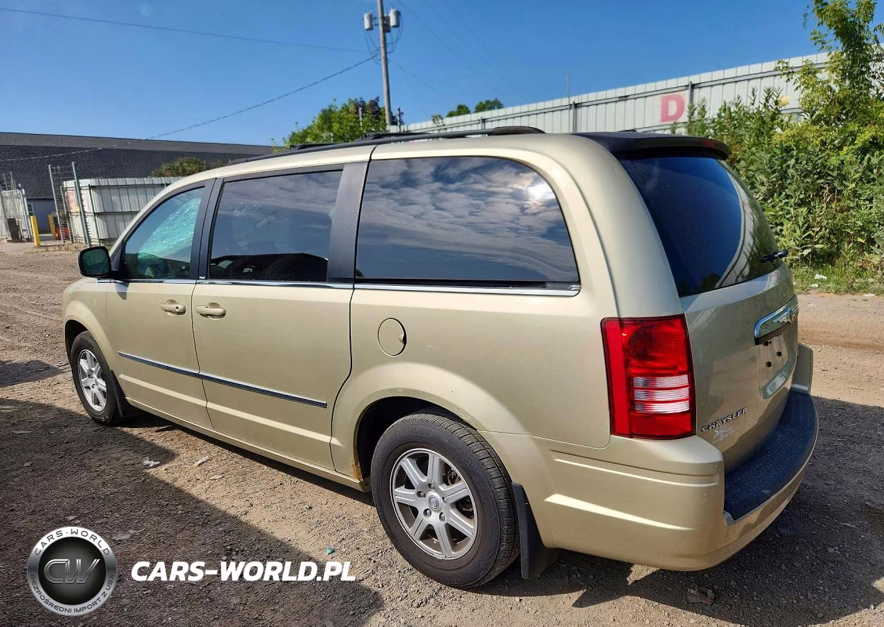 2010 Chrysler Town & Country Touring VIN:2A4RR5D17AR380808 - 2