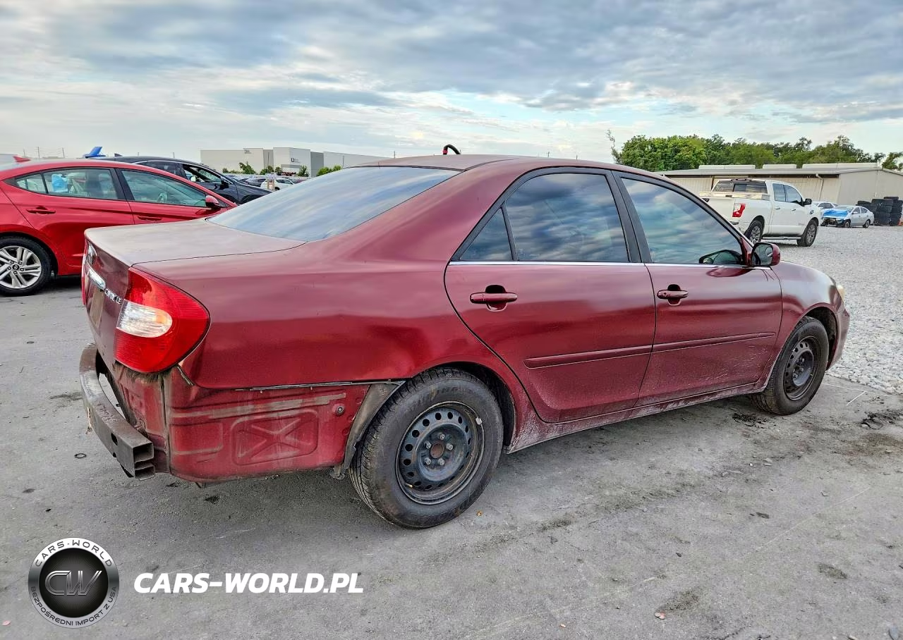 2004 Toyota Camry Le VIN:4T1BE32K24U277155 - 3