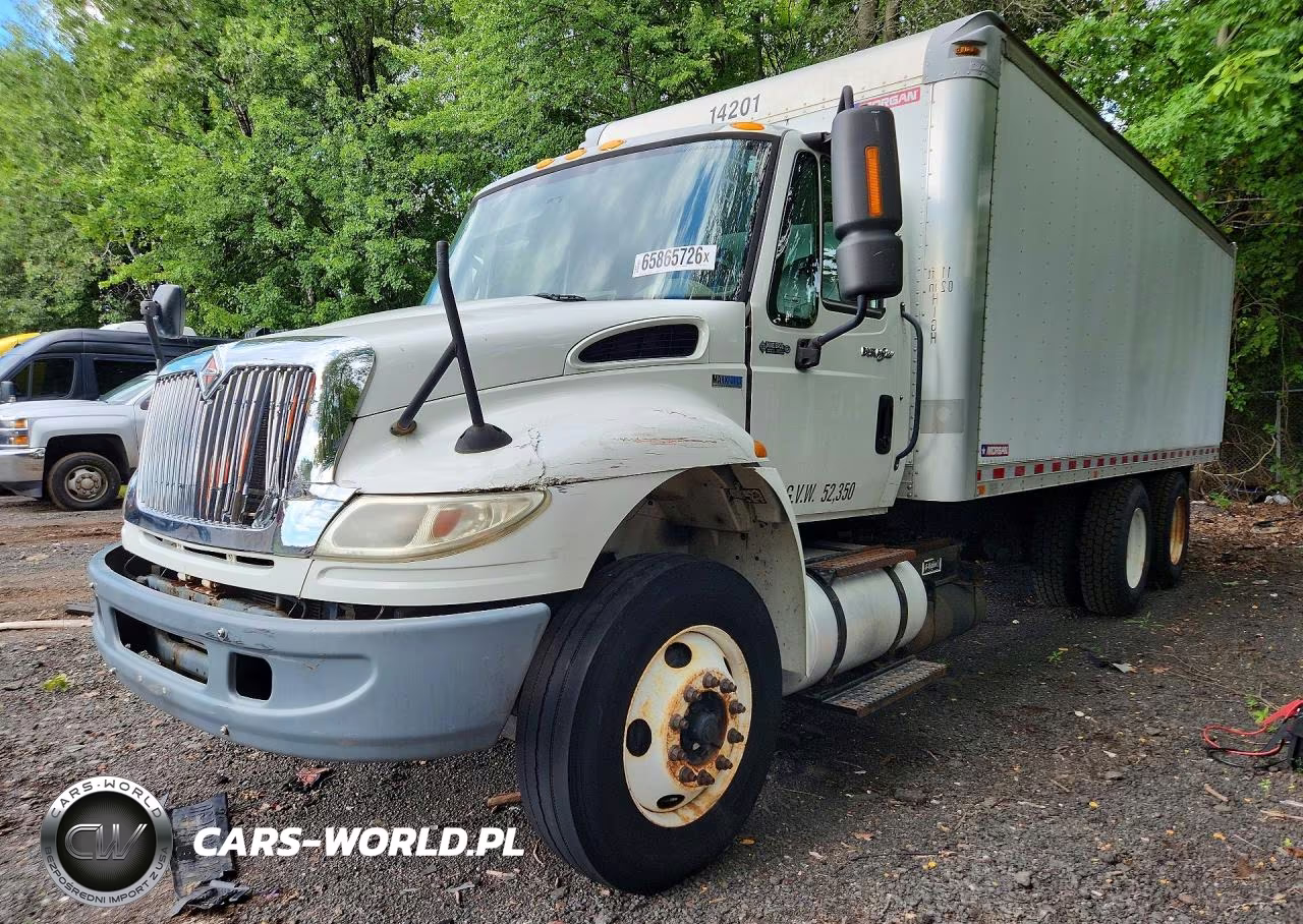 2014 International 4000 4400 - Box Truck – zdjęcie 1 z 13