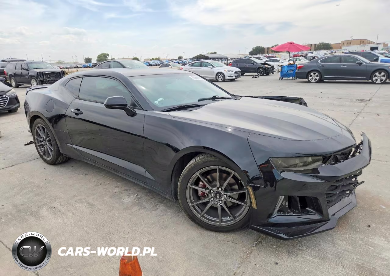 2017 Chevrolet Camaro Lt VIN:1G1FB1RX9H0165494 - 4