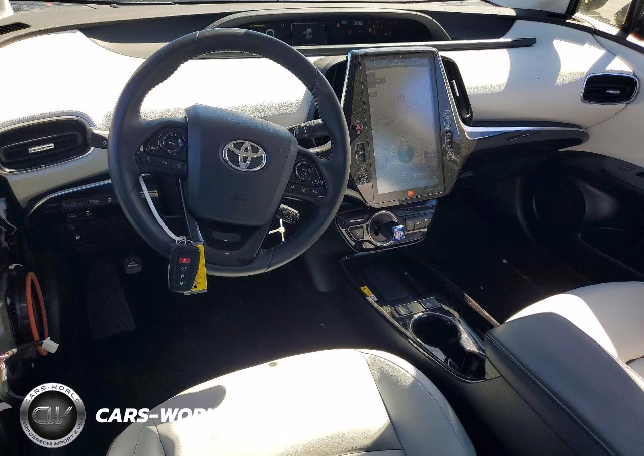 2022 Toyota Prius Prime Limited VIN:JTDKAMFP2N3206573 - 8