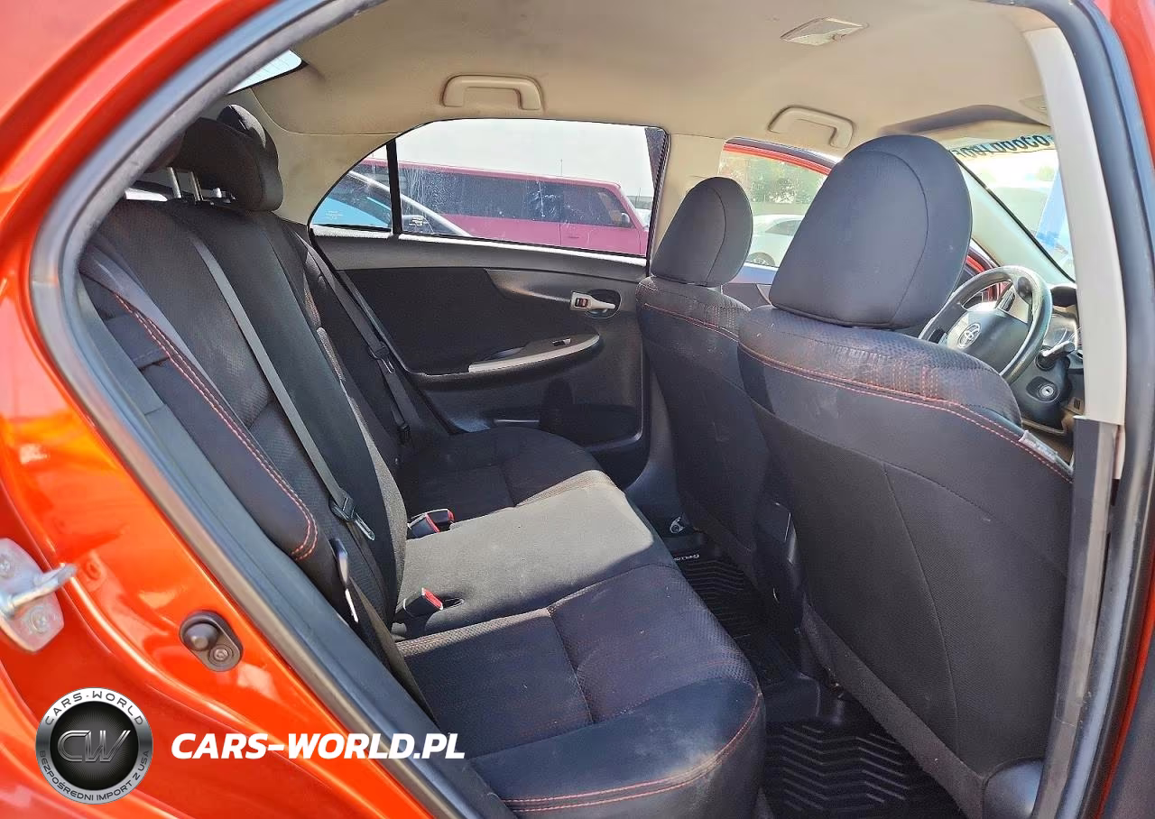 2013 Toyota Corolla S Special Edition VIN:2T1BU4EE8DC085335 - 10