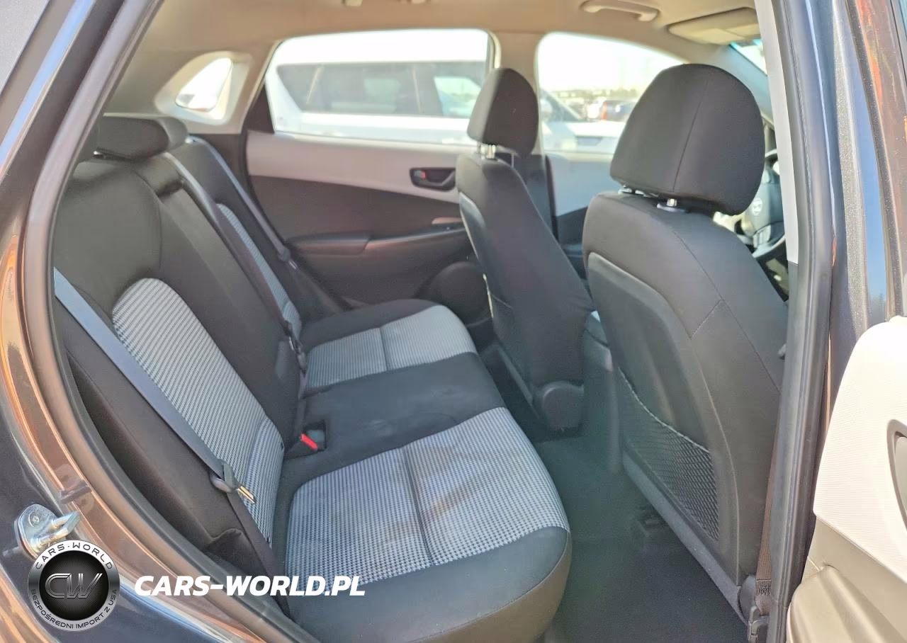 2021 Hyundai Kona Se VIN:KM8K12AA8MU604740 - 10