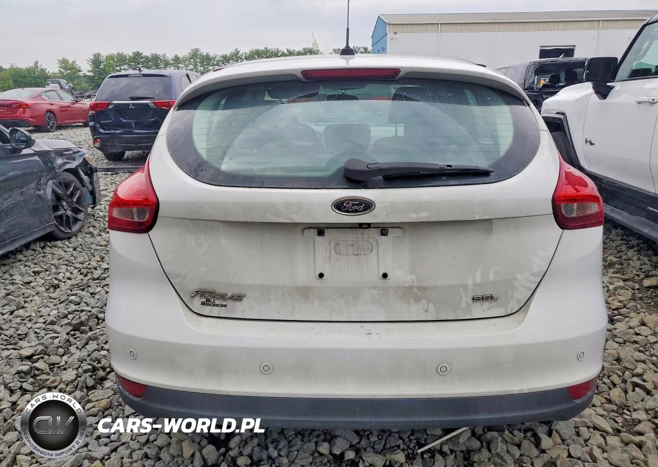 2017 Ford Focus Sel VIN:1FADP3M28HL330477 - 6