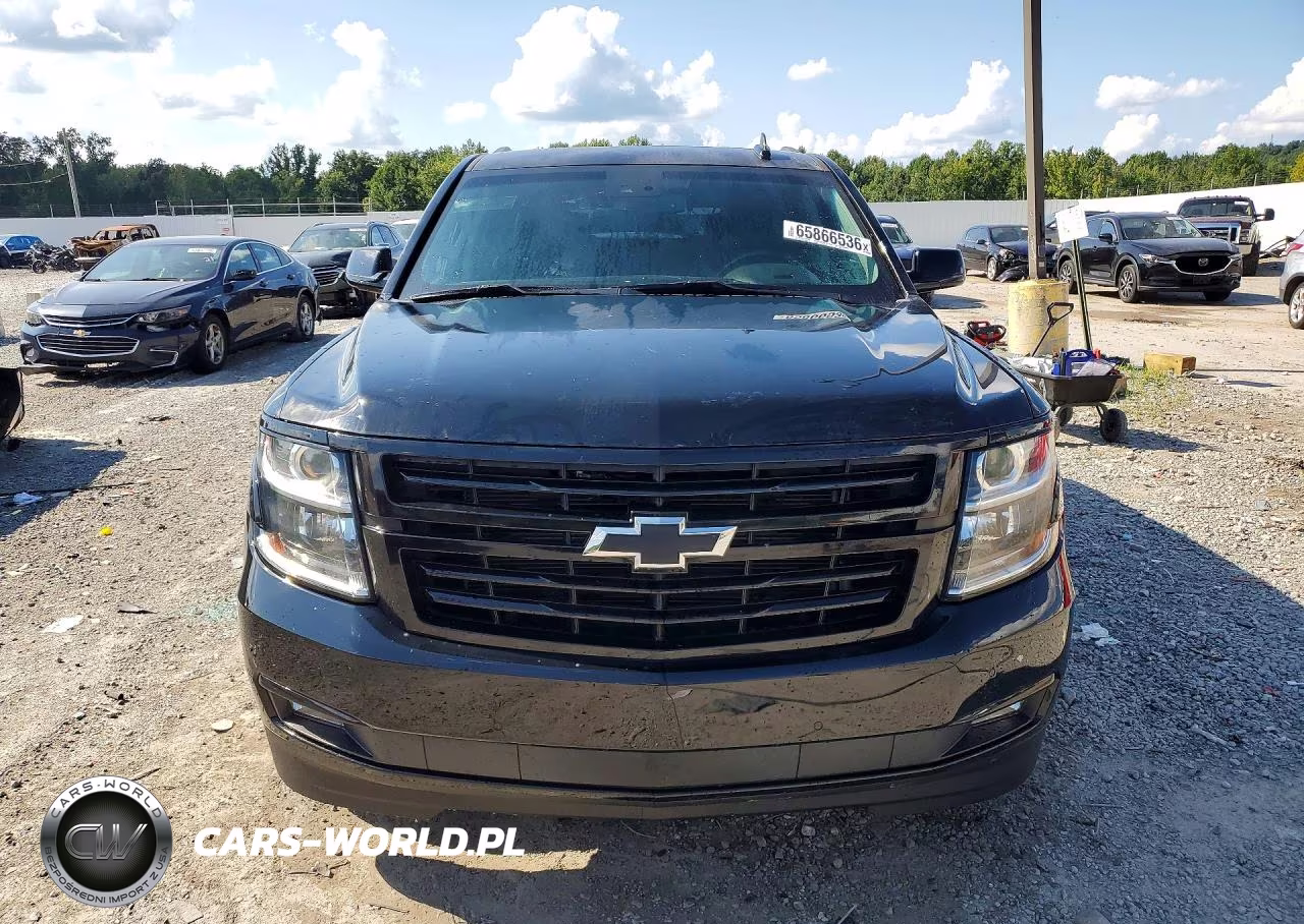 2018 Chevrolet Tahoe K1500 Premier VIN:1GNSKCKC5JR149987 - 5