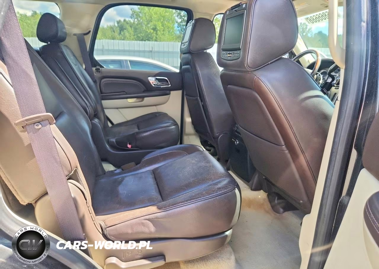 2010 Cadillac Escalade Platinum VIN:1GYUKDEF4AR157957 - 11