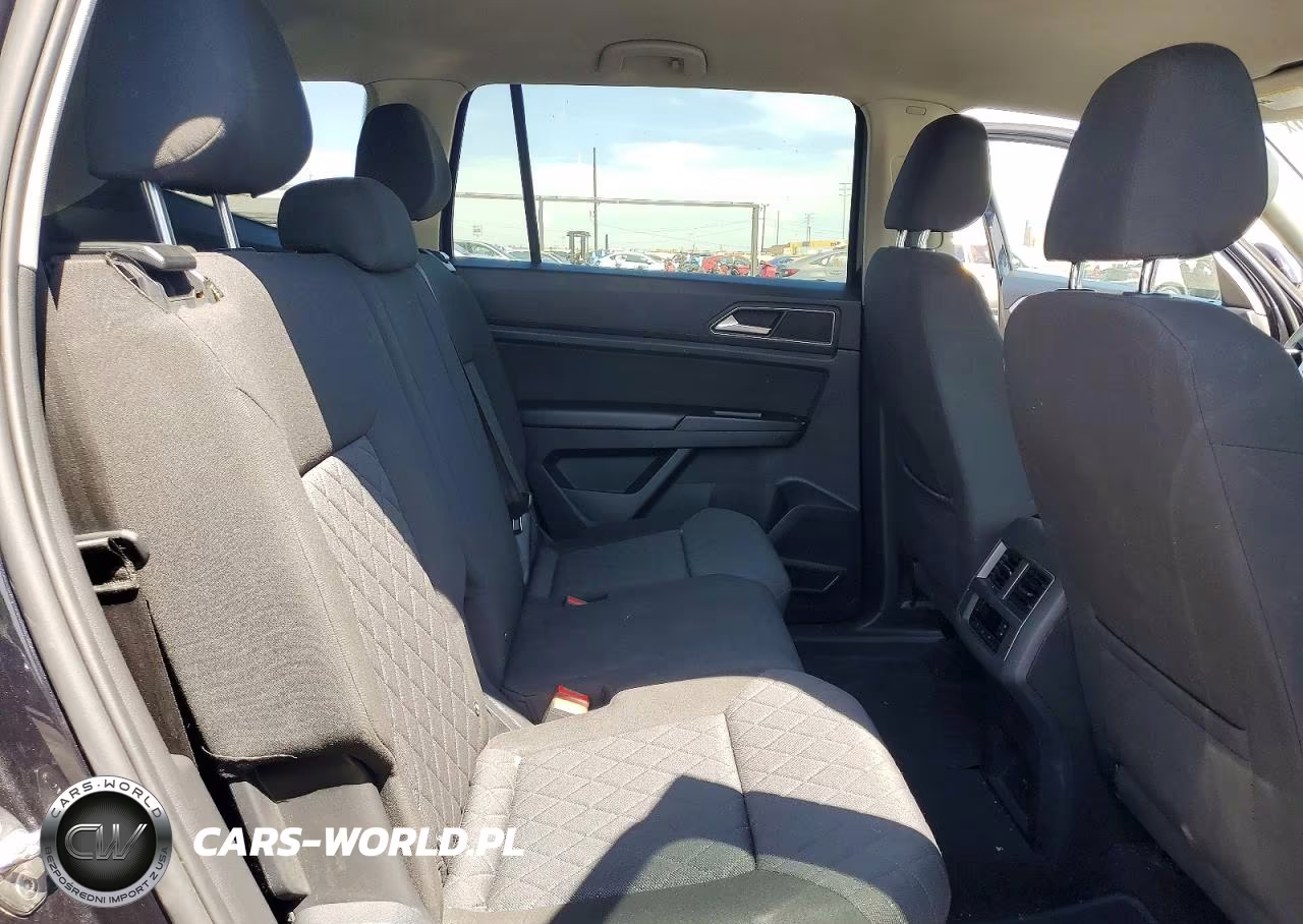 2018 Volkswagen Atlas S VIN:1V2AP2CA2JC598557 - 11