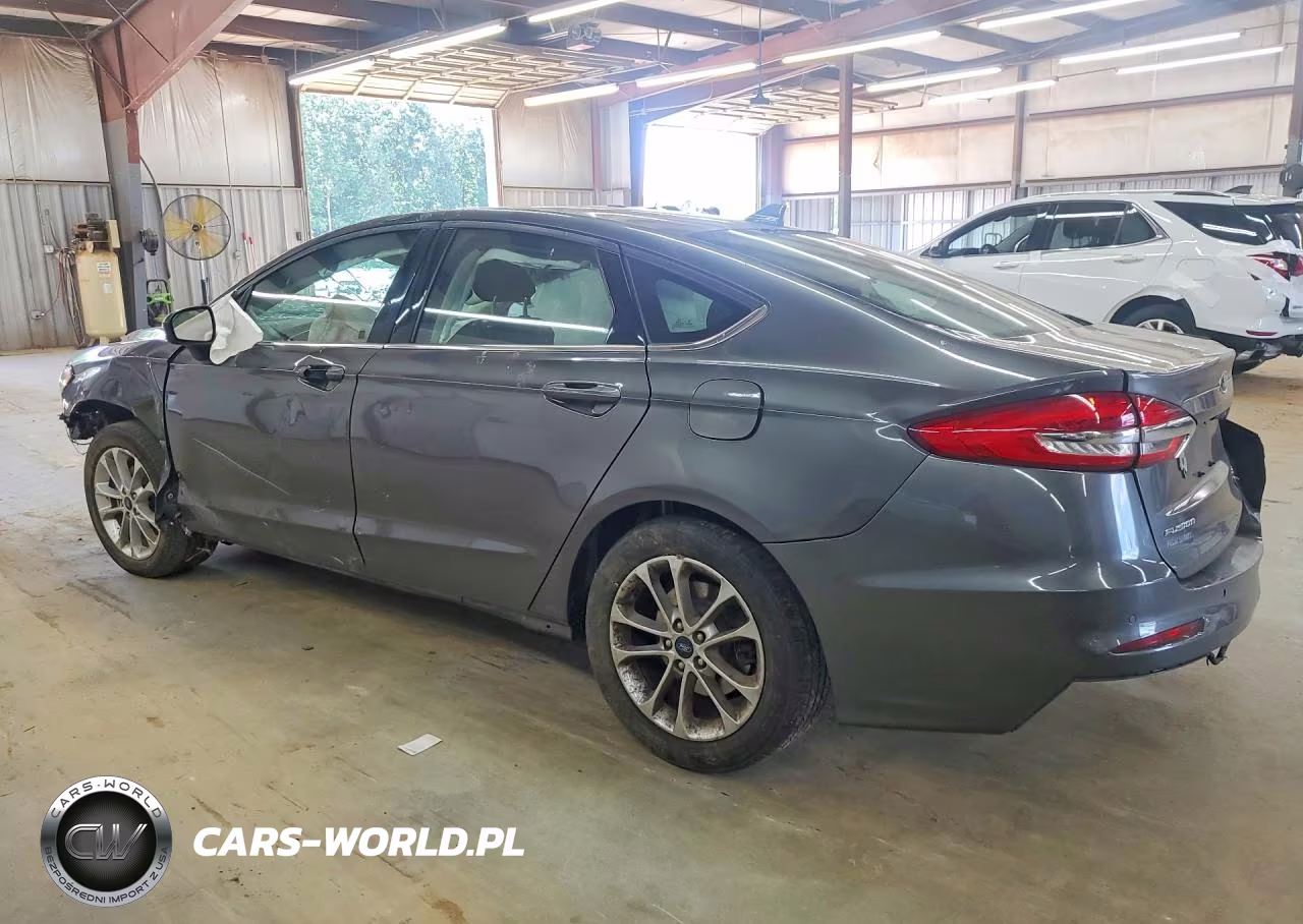 2019 Ford Fusion Se VIN:3FA6P0HD1KR159647 - 2