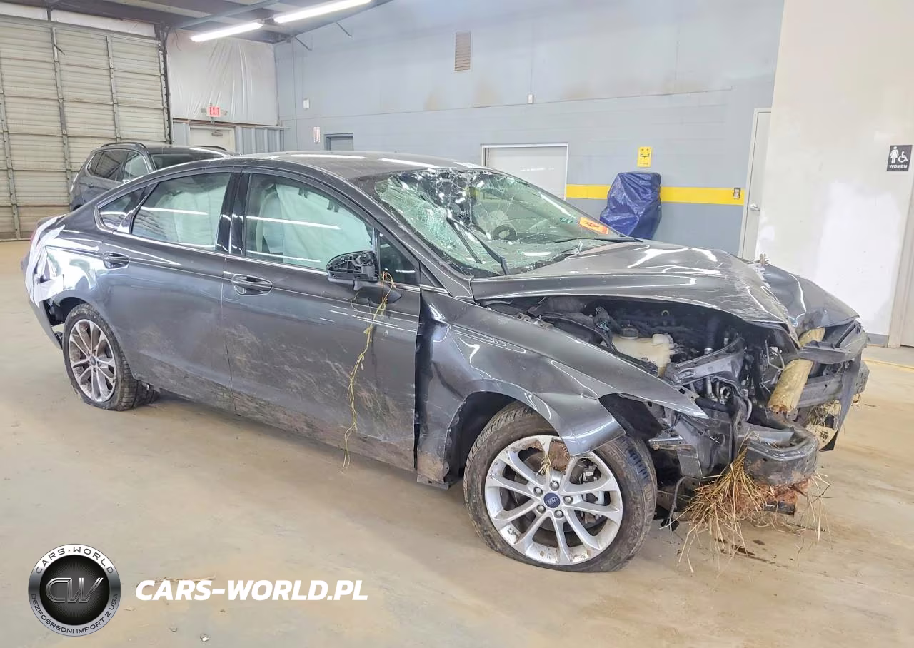 2019 Ford Fusion Se VIN:3FA6P0HD1KR159647 - 4