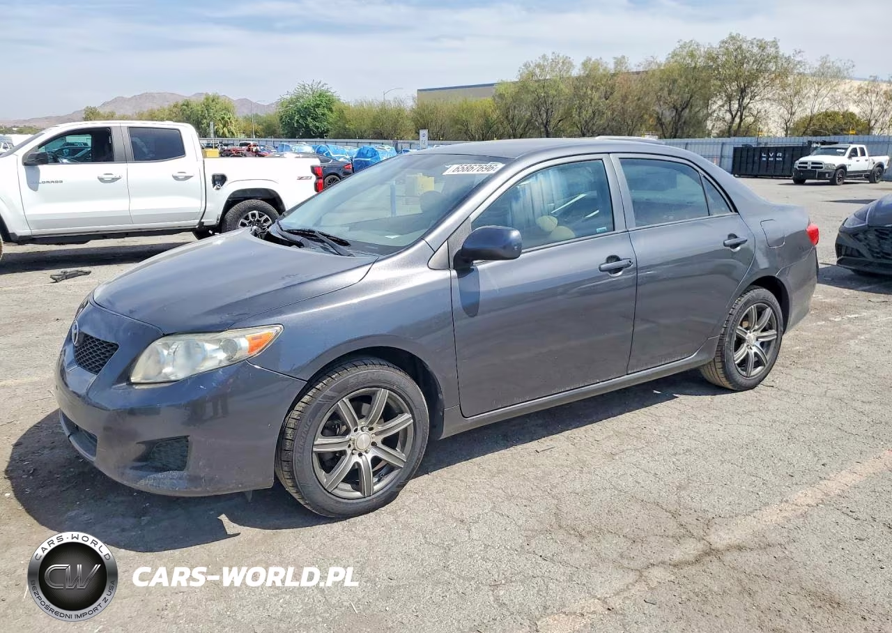 2010 Toyota Corolla Le – zdjęcie 1 z 13