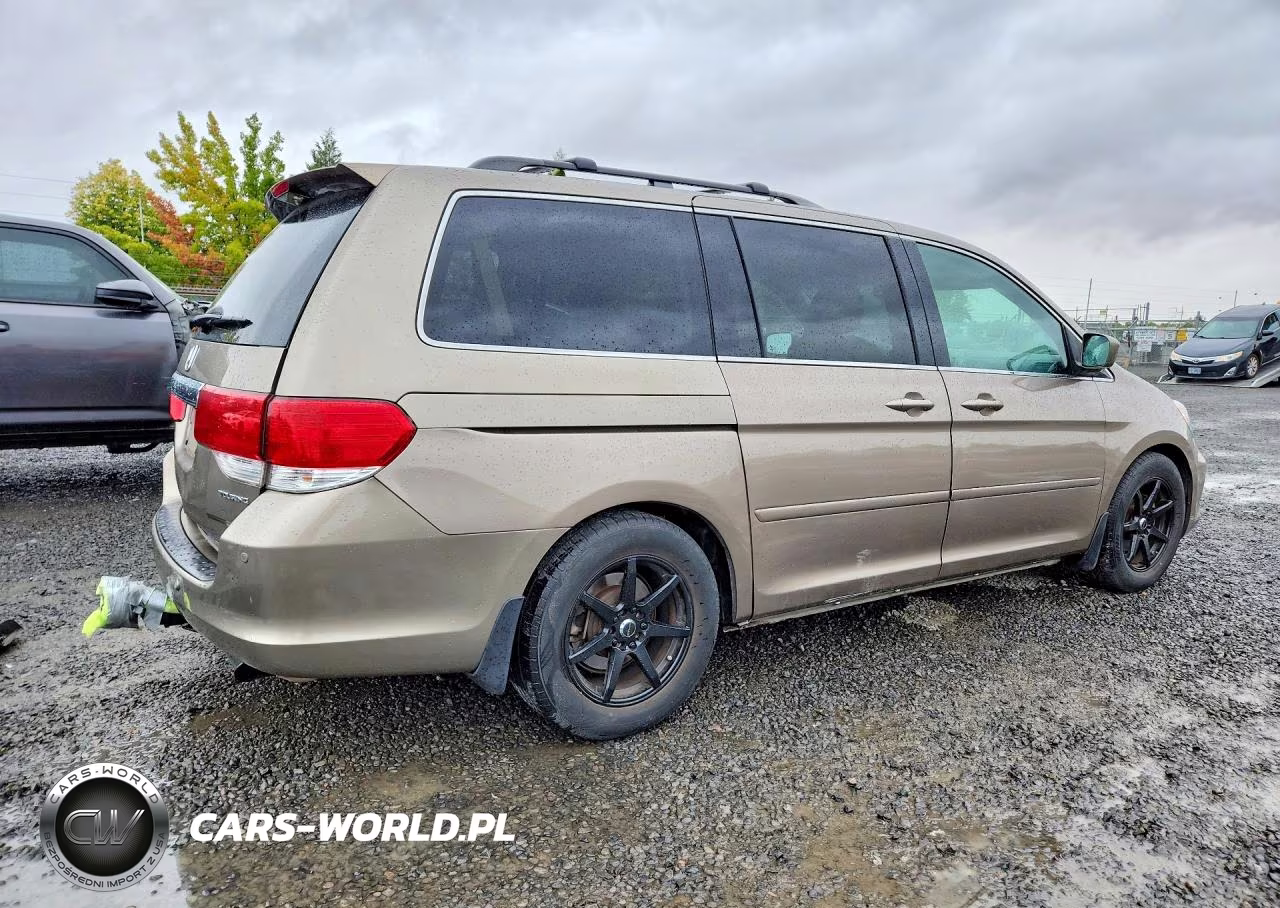 2008 Honda Odyssey Touring VIN:5FNRL38868B067354 - 3