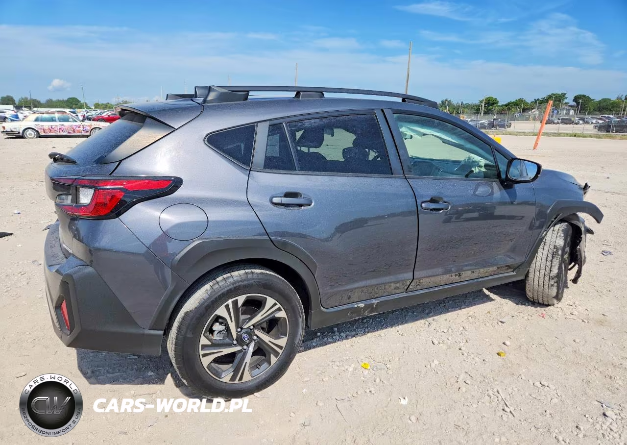 2024 Subaru Crosstrek Premium VIN:JF2GUADC6RH294744 - 3