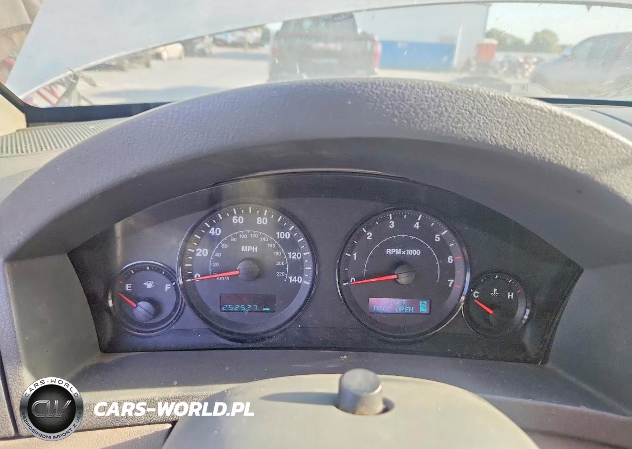 2006 Jeep Grand Cherokee Laredo VIN:1J4GS48K16C180600 - 9
