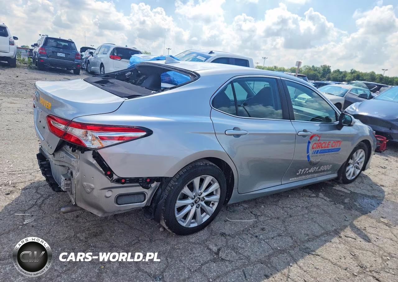 2020 Toyota Camry Le VIN:4T1C11AK9LU870760 - 3