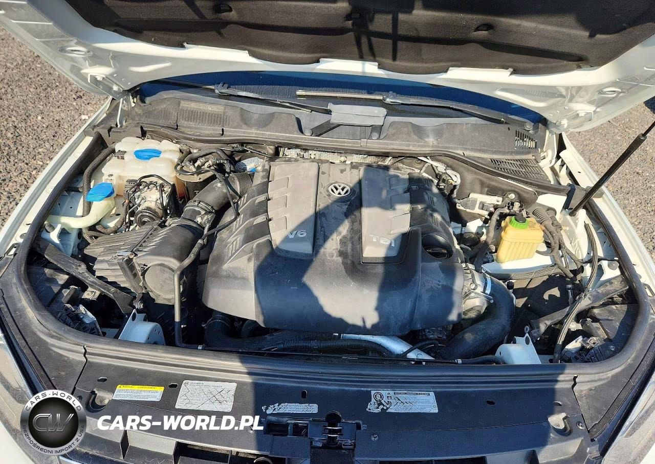 2013 Volkswagen Touareg V6 Tdi VIN:WVGEP9BP8DD007501 - 12