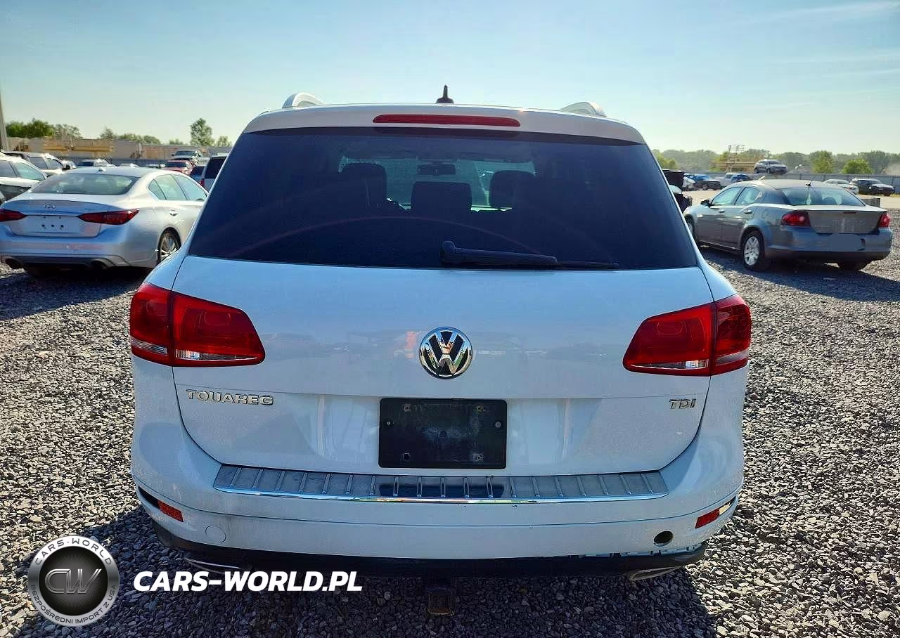 2013 Volkswagen Touareg V6 Tdi VIN:WVGEP9BP8DD007501 - 6