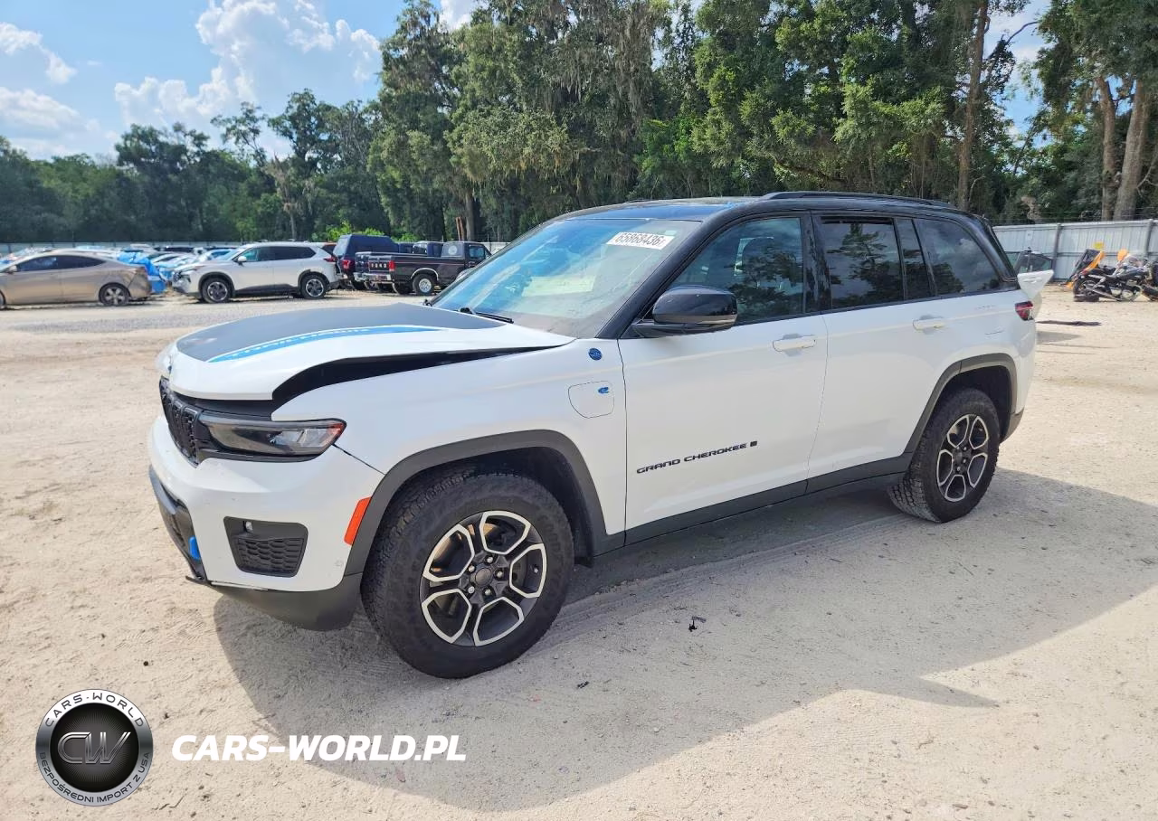 2022 Jeep Grand Cherokee Trailhawk 4Xe – zdjęcie 1 z 13
