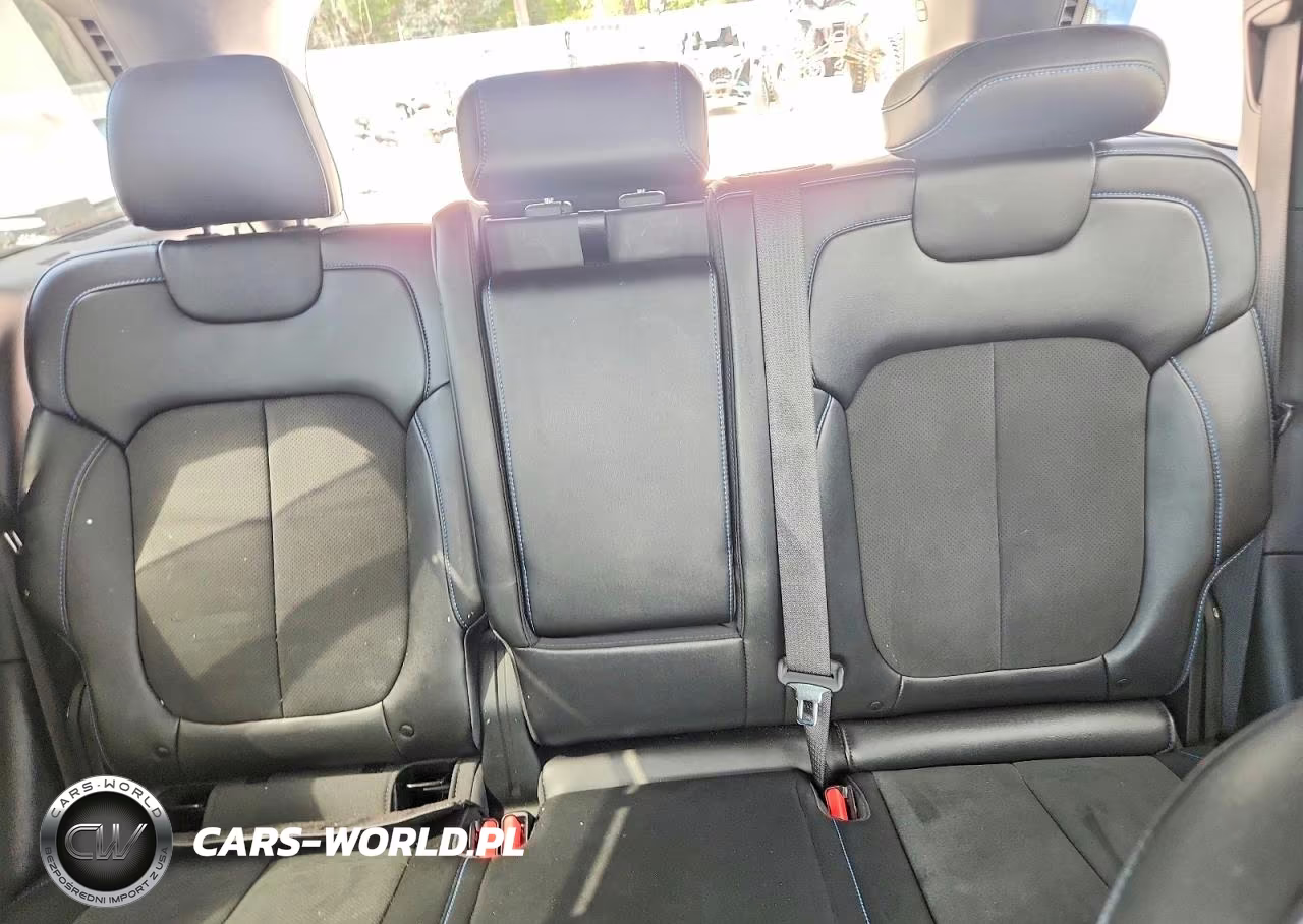 2022 Jeep Grand Cherokee Trailhawk 4Xe VIN:1C4RJYC6XN8748623 - 10