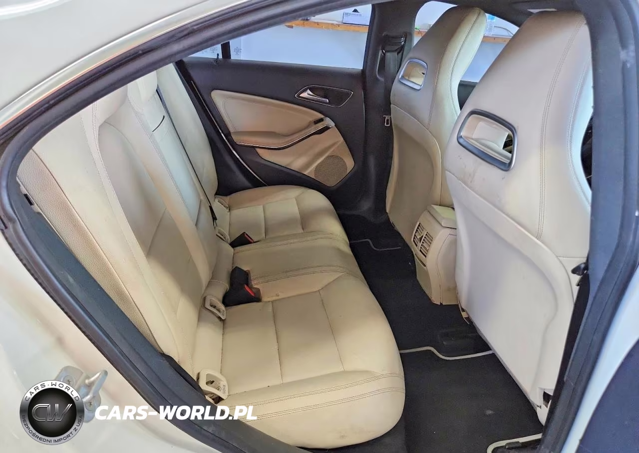 2017 Mercedes-Benz Cla 250 VIN:WDDSJ4EB6HN410748 - 10