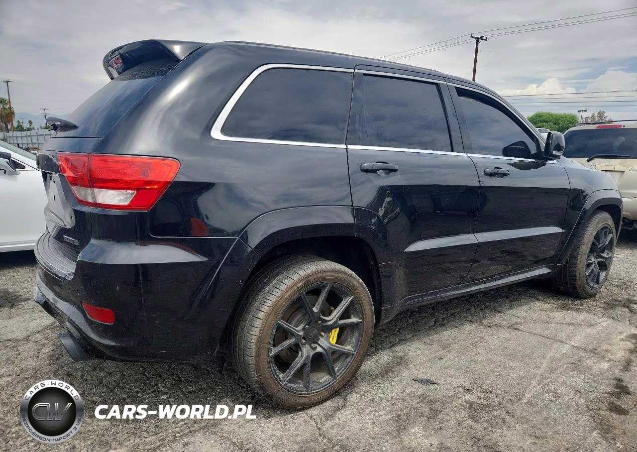 2012 Jeep Grand Cherokee Srt8 VIN:1C4RJFDJ9CC269692 - 3