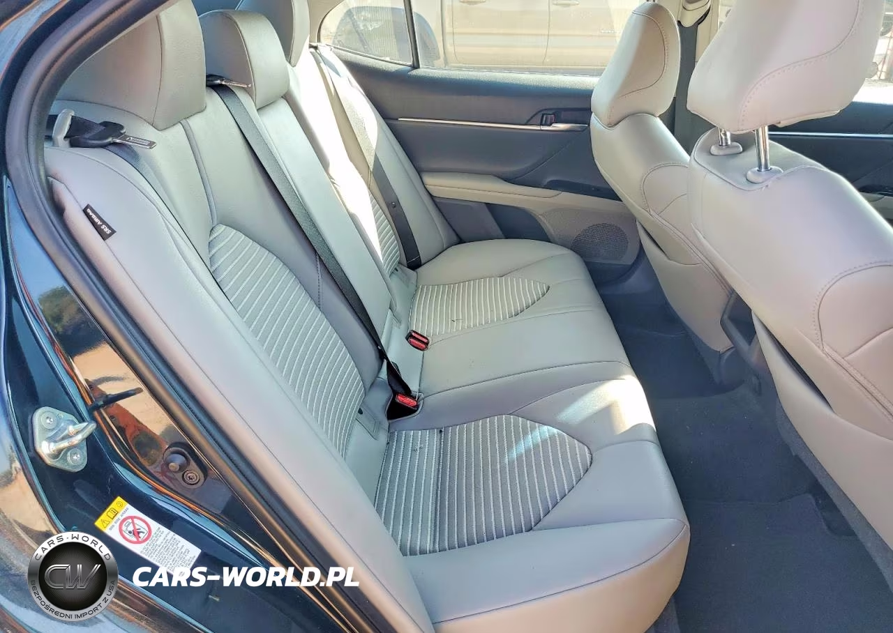 2019 Toyota Camry Se VIN:4T1B11HK0KU692155 - 10