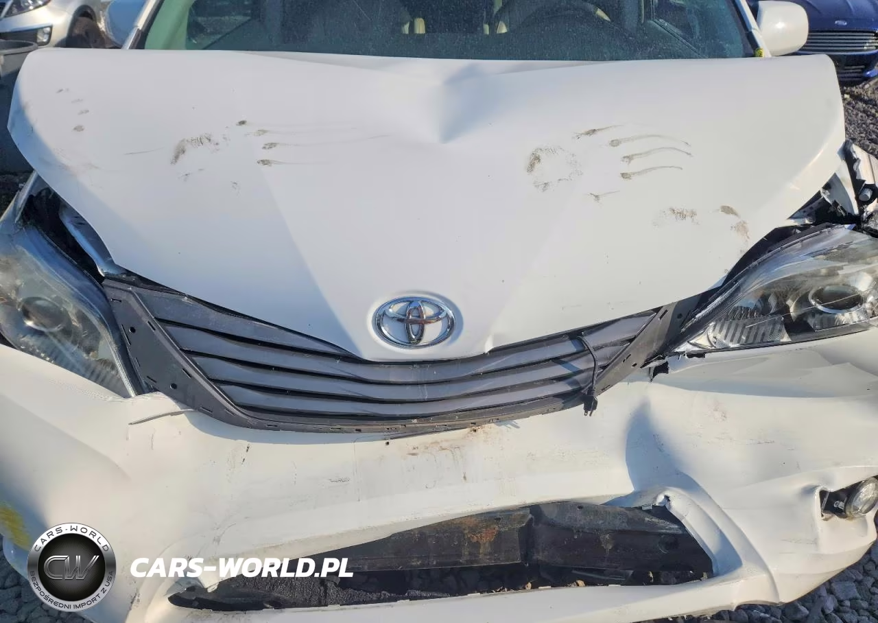 2011 Toyota Sienna Xle 7-Passenger VIN:5TDDK3DC4BS027249 - 12