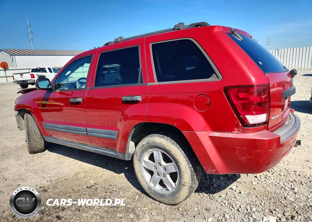2005 Jeep Grand Cherokee Laredo VIN:1J8GR48K15C618153 - 2