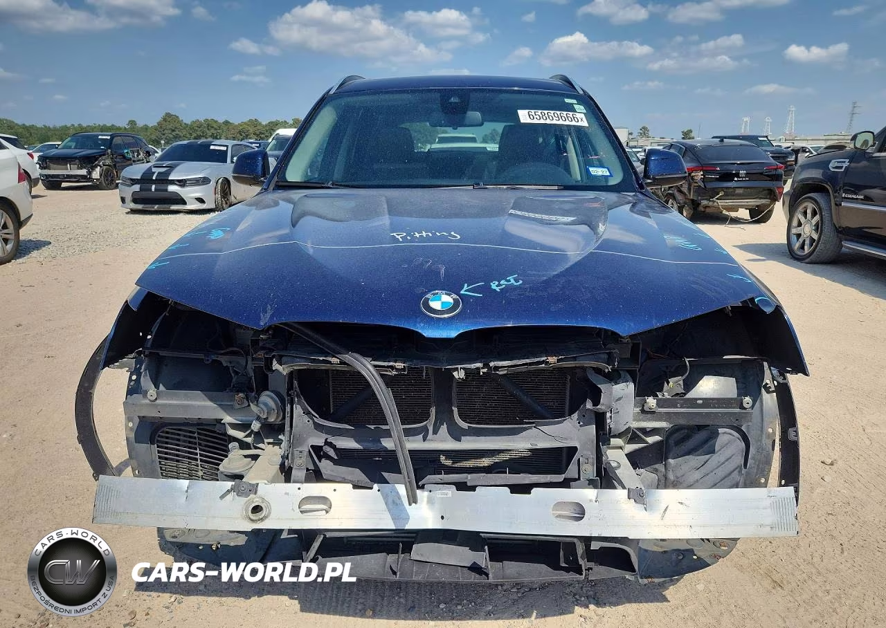 2017 BMW X3 xDrive28I VIN:5UXWX9C5XH0T10491 - 5
