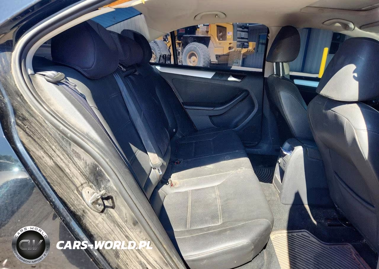 2011 Volkswagen Jetta Tdi VIN:3VWLL7AJ9BM033273 - 10