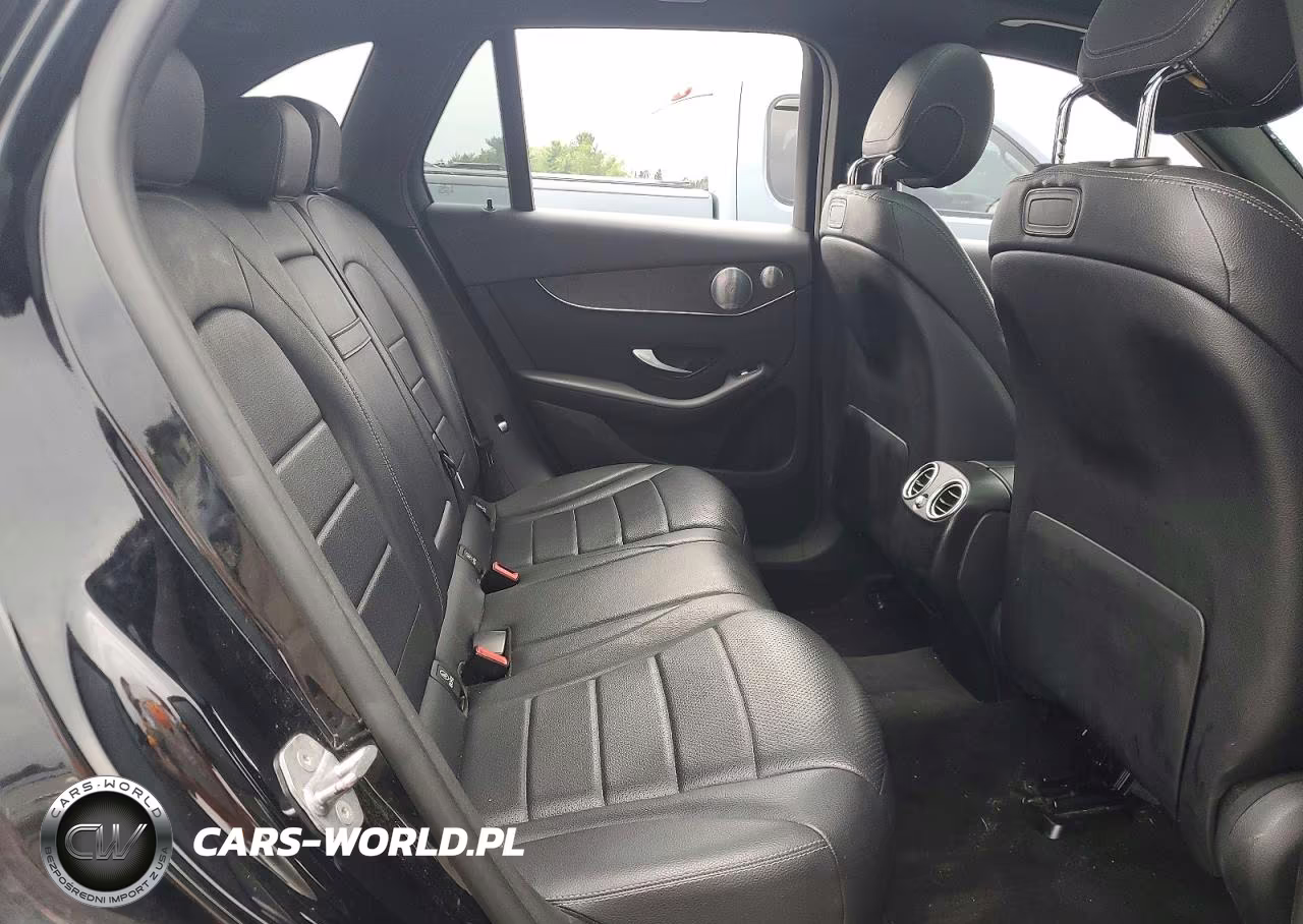 2018 Mercedes-Benz Glc 300 4Matic VIN:WDC0G4KB3JV104868 - 11
