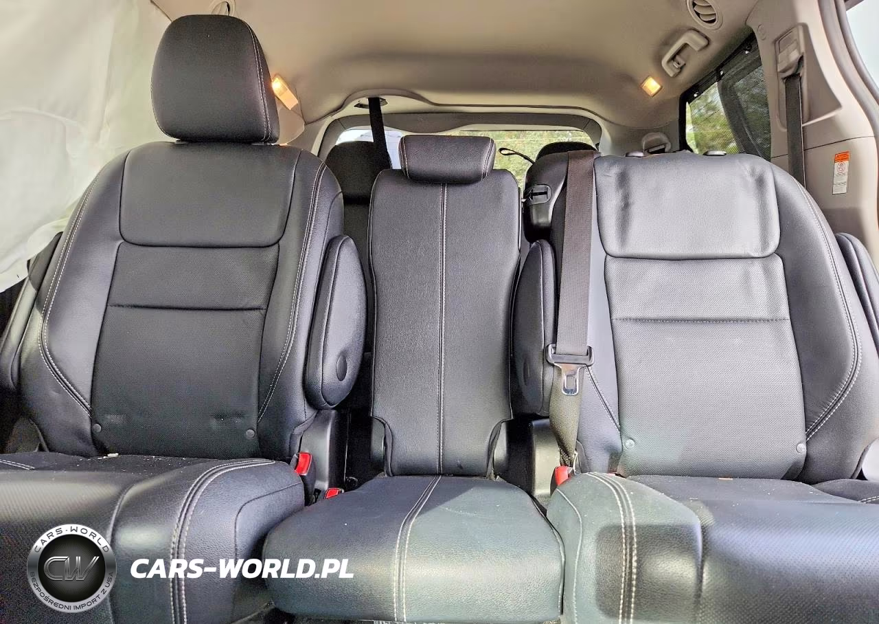 2017 Toyota Sienna Se VIN:5TDXZ3DC3HS790459 - 10